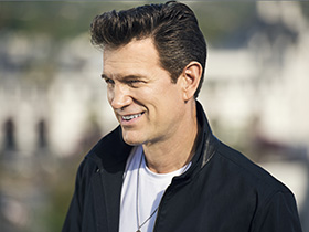 Chris Isaak - Photo credit Andrew Macpherson